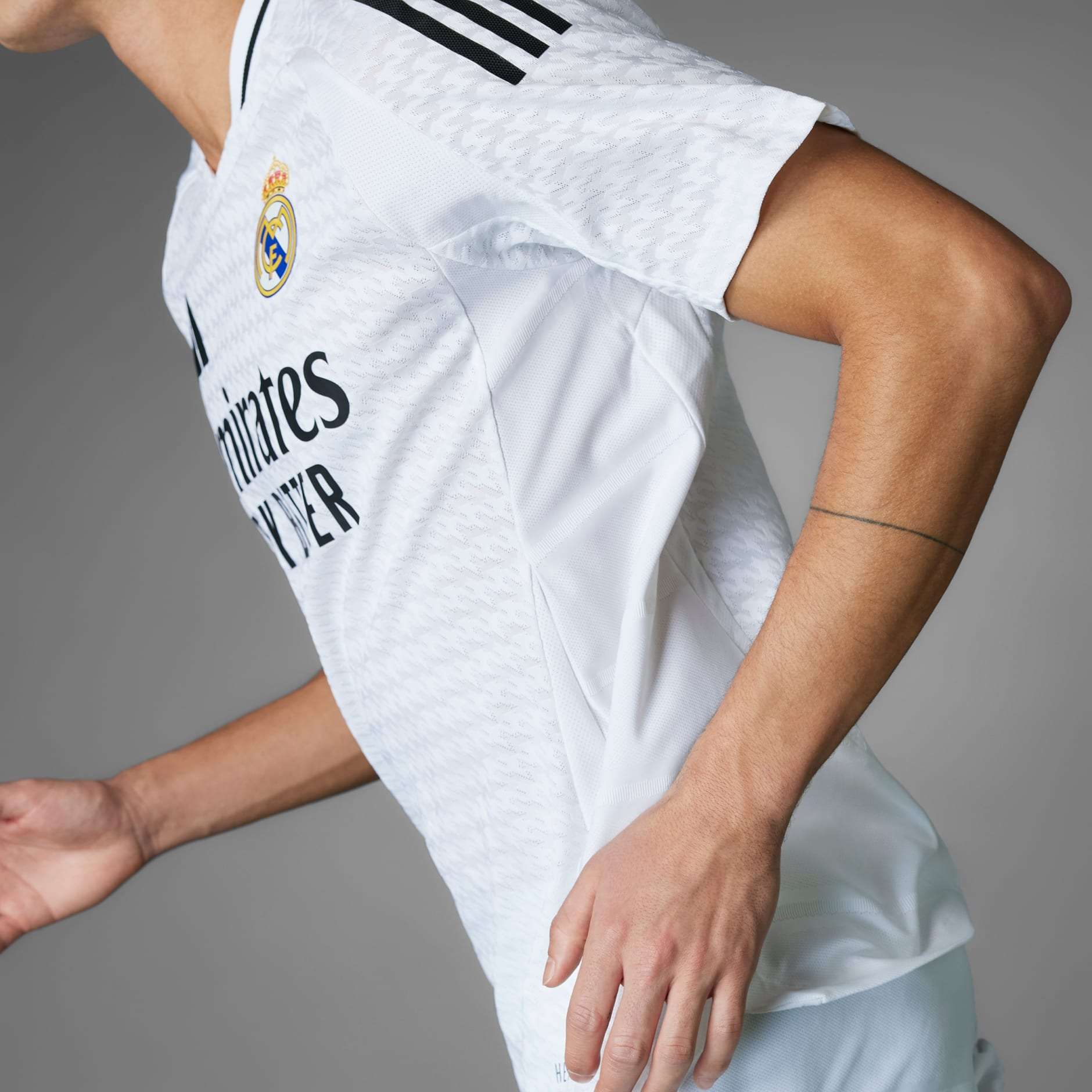 REAL MADRID CF | 24/25 Men's Home Jersey