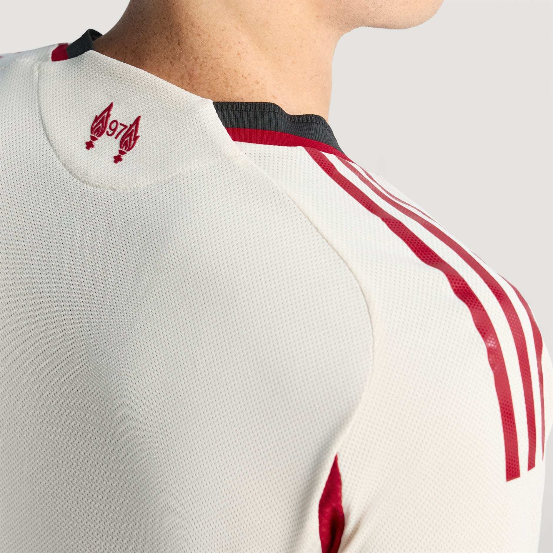 LIVERPOOL FC | 25/26 Men's Away Jersey