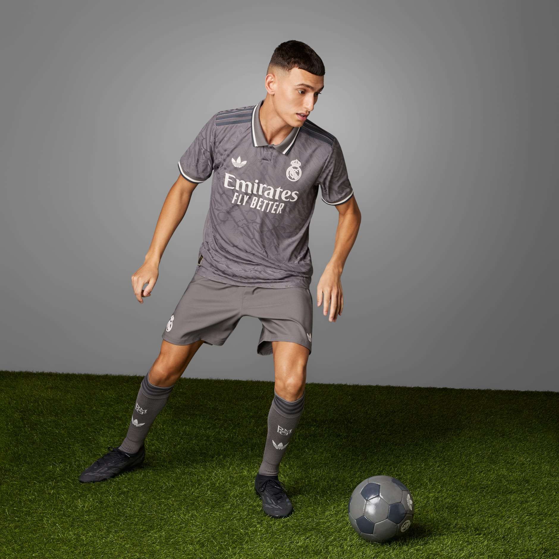 REAL MADRID CF | 24/25 Men's 3rd Jersey